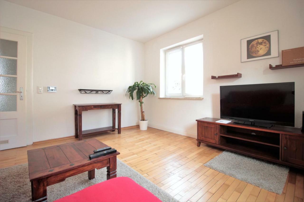 Charming 3-Bedroom Apartment With Parking Lot Βίρτσμπουργκ Εξωτερικό φωτογραφία