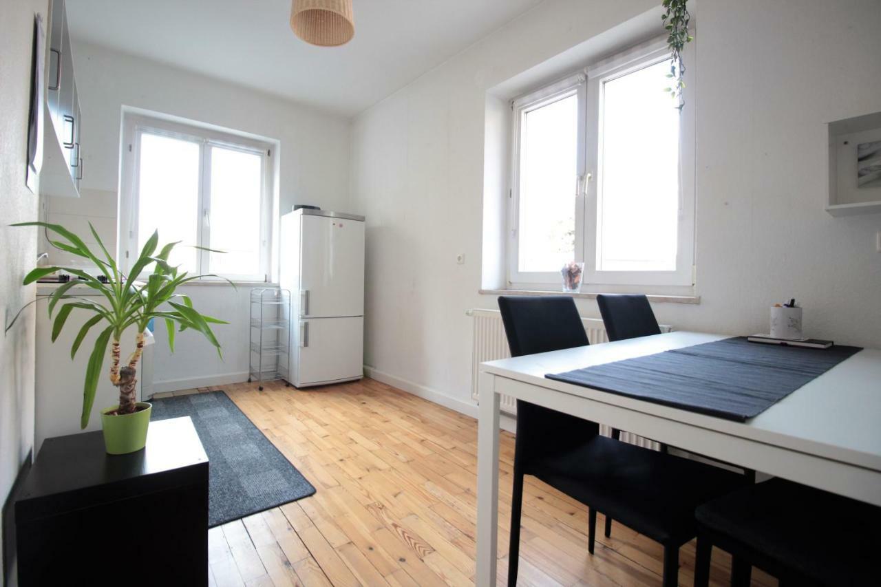 Charming 3-Bedroom Apartment With Parking Lot Βίρτσμπουργκ Εξωτερικό φωτογραφία