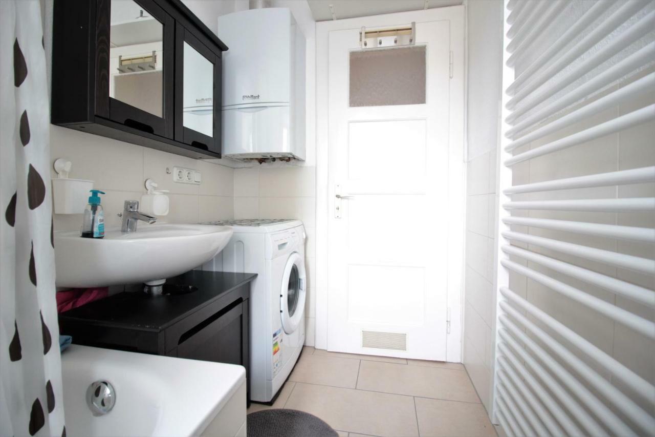Charming 3-Bedroom Apartment With Parking Lot Βίρτσμπουργκ Εξωτερικό φωτογραφία